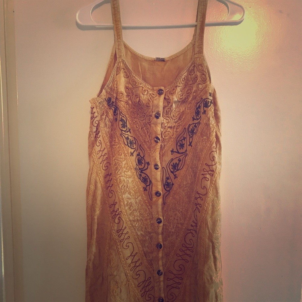 Hippie boho embroidered gold dress